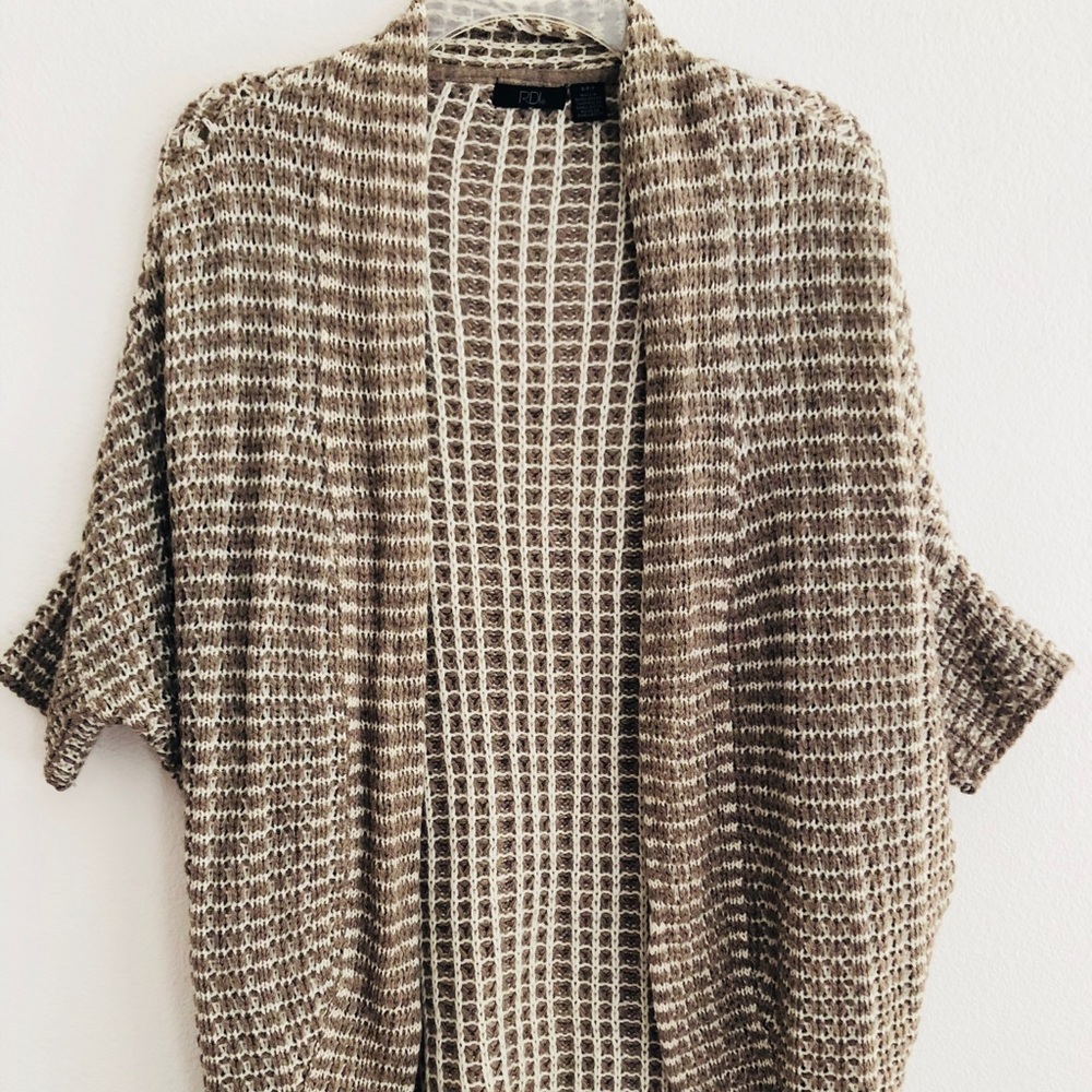 Cute cardigan!